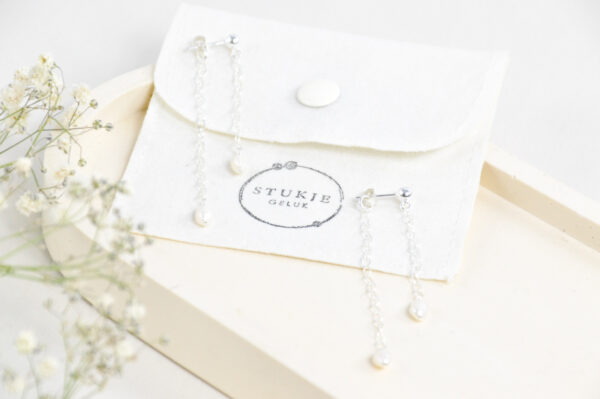 Parel oorbellen dubbele hanger
